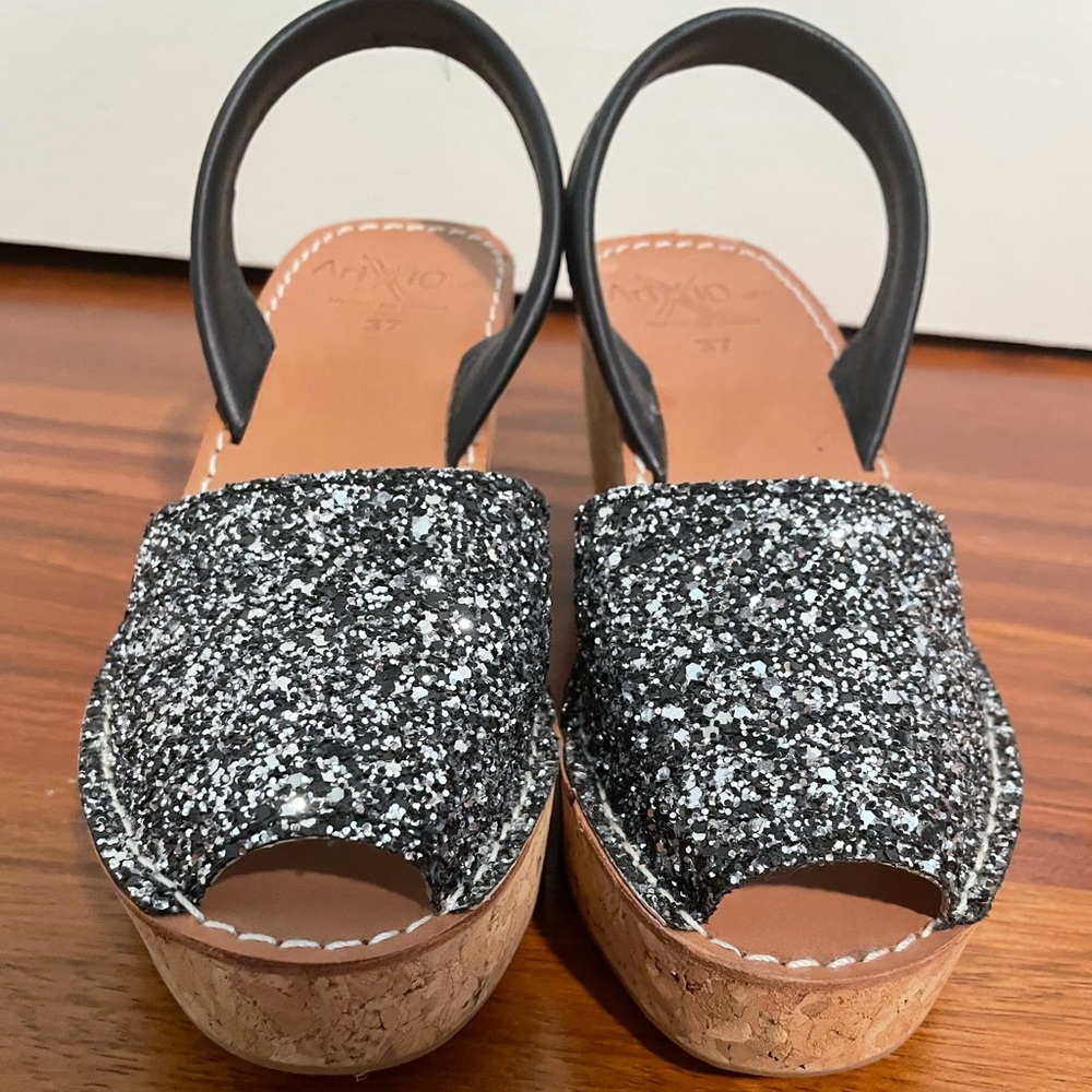 Glitter/Sequin Wedges from Spain - Picture 2 of 6